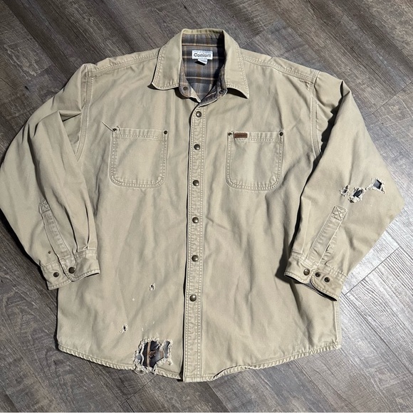 Carhartt Other - Men’s Carhartt vintage Distressed jacket